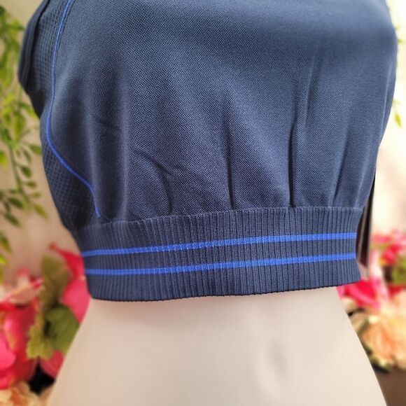 NWT Four Laps Breathe Seamless Bra/Sports Bra - Picture 10 of 15